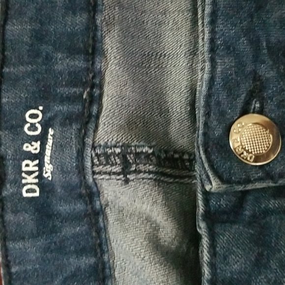 Ankle jeans with embroidery - Picture 3 of 6